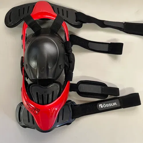 CTi 2 Custom Painted OTS Knee Braces - Medium