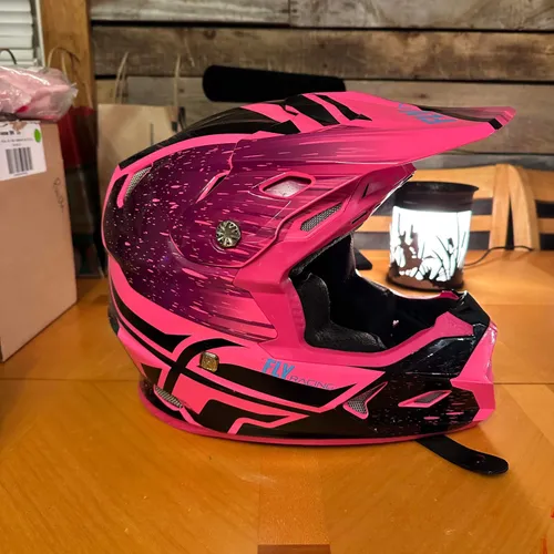 Women's Fly Racing Helmets - Size XS