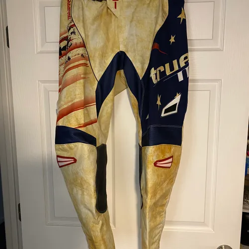 Truemx Gear Combo - Size XL/38