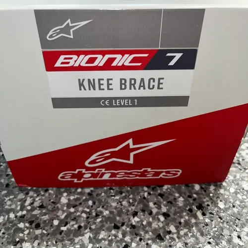 Alpinestar Bionic 7 Knee Braces size Small