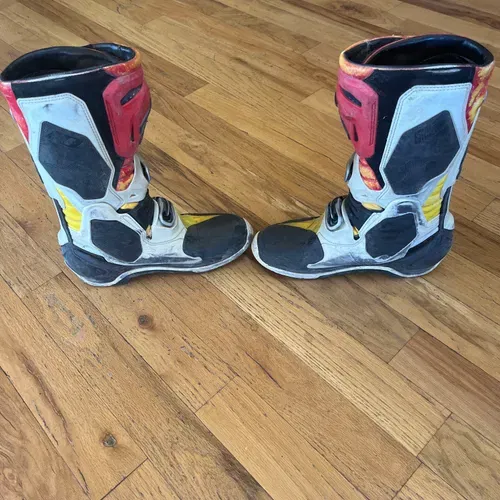 Alpinestar Tech 10. Size 10 | MX Locker