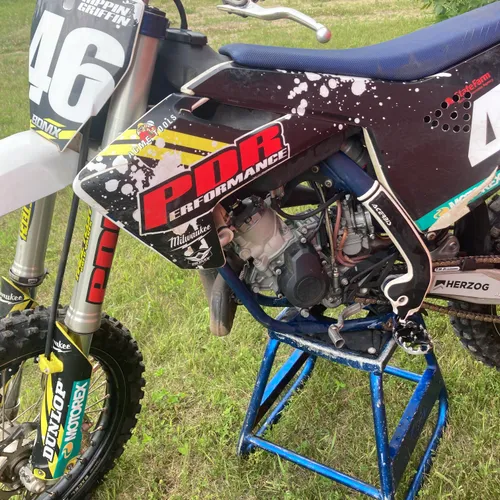 2020 husky supermini 105
