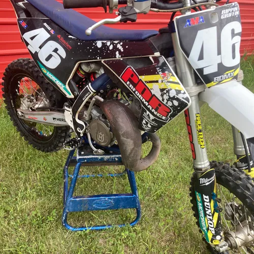 2020 husky supermini 105