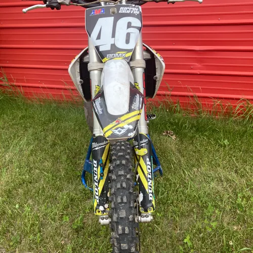 2020 husky supermini 105