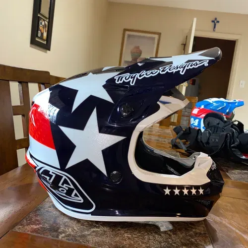 ホットウィール　Troylee design Dairy Delivery Hot Wheels Troy Lee Designs Limited Ed 25th Ann Dairy