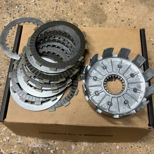 2004 Cr 125 Clutch Basket And Plates 