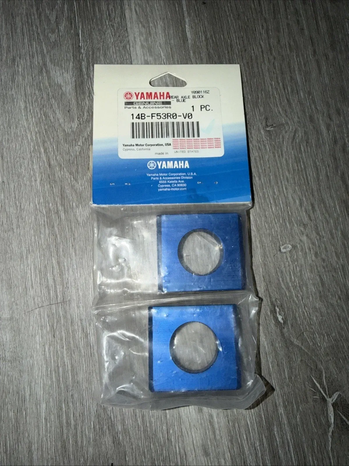 GENUINE YAMAHA GYTR REAR AXLE BLOCKS 2004-2020 YZF-R1 & FZ1