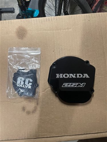 Honda Cr250 Ignition Cover/ Rc Cover 
