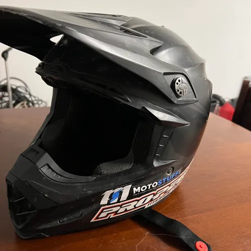Bell Helmets - Size M