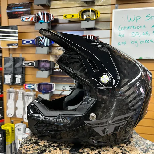 Fly Forumla Solid Exposed Carbon XL Helmet 