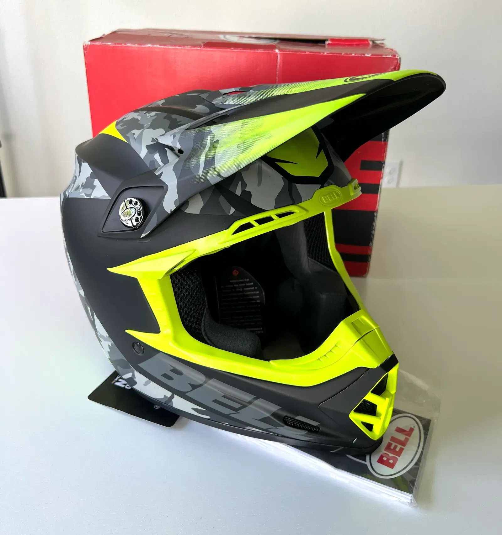 Casco Moto Cross Enduro Bell MOTO-9 MIPS VENOM MATTE BLACK CAMO