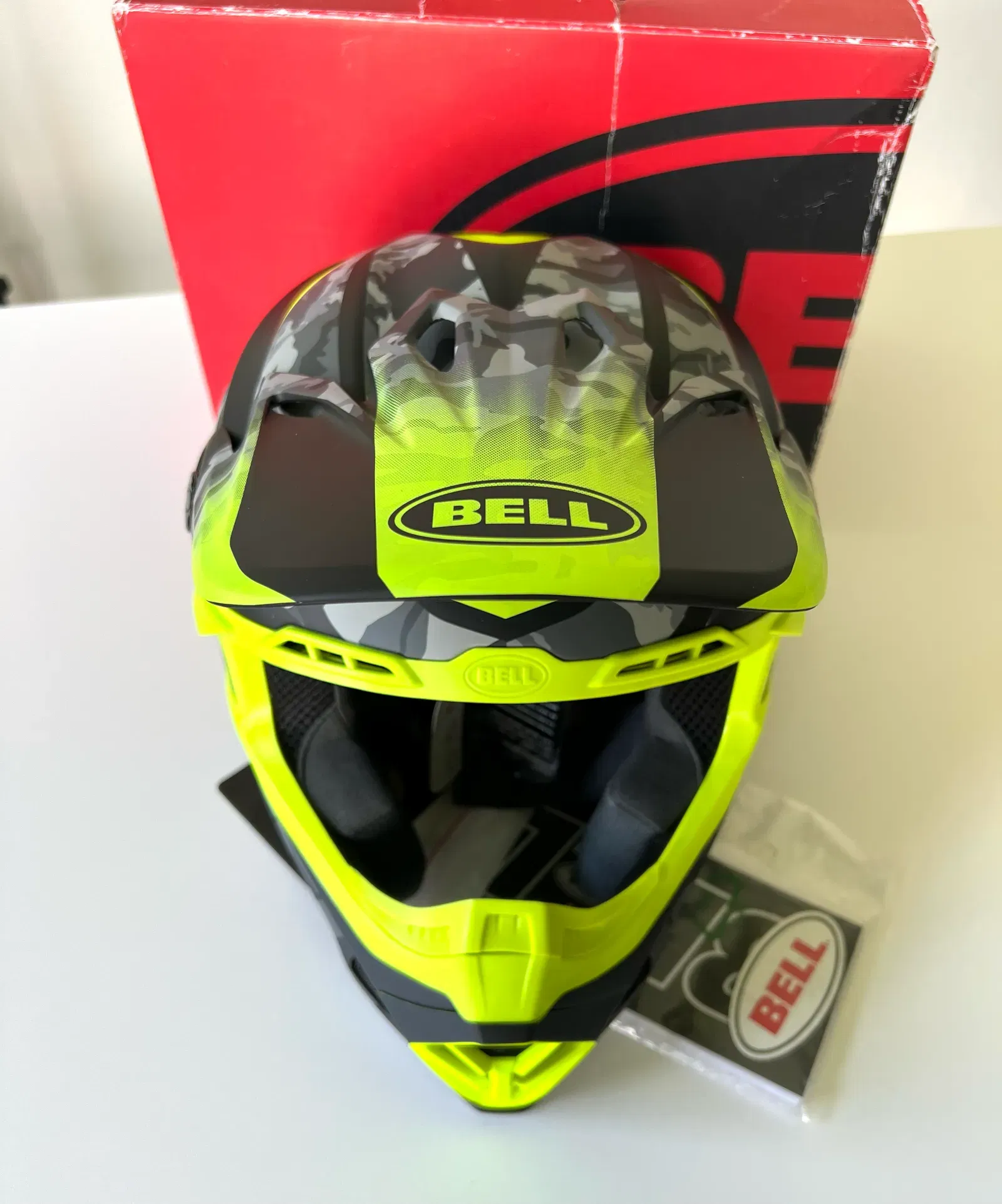 Casco motocross Bell Moto-9 Mips Venom