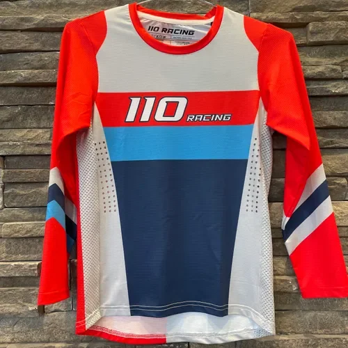 New With Tags 110 Racing Youth Jersey