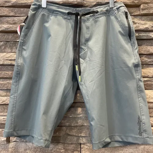 Troy Lee Designs Connect Short Gray