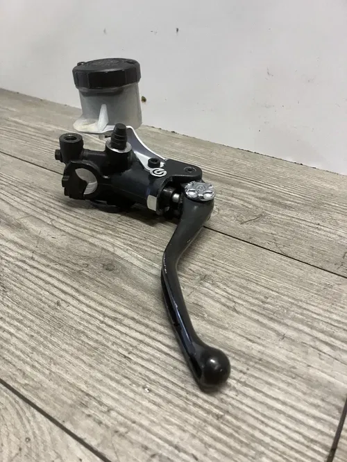 KTM 1290 SUPER ADVENTURE FRONT BRAKE ASSEMBLY NEW TAKE OFF