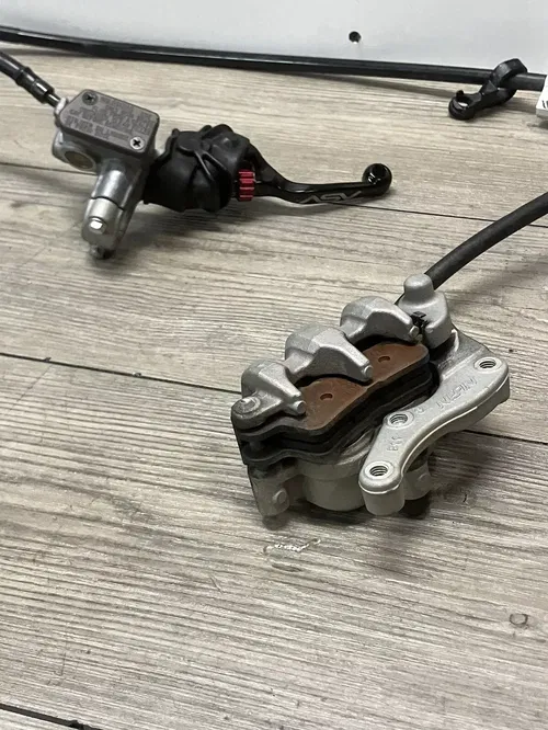 2022 YAMAHA YZ450F COMPLETE FRONT BRAKE SYSTEM WITH ASV  (LOW HOURS)