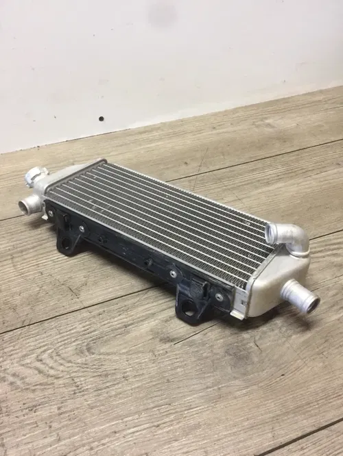2023 KTM 250 350 450 SXF XC RADIATOR RIGHT SIDE FITS 23-25