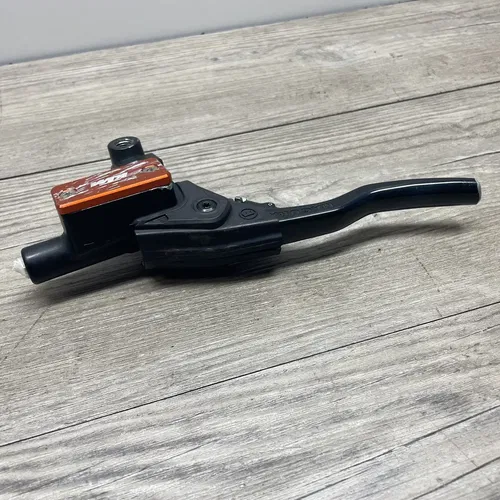 2016 KTM 1290 ADVENTURE CLUTCH MASTER CYLINDER 12.0