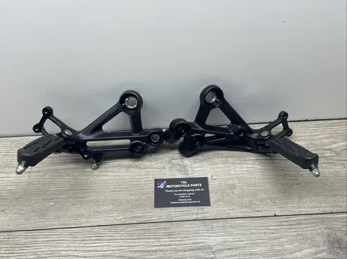 2021 KTM 390 DUKE FOOTREST MOUNTS & PEGS