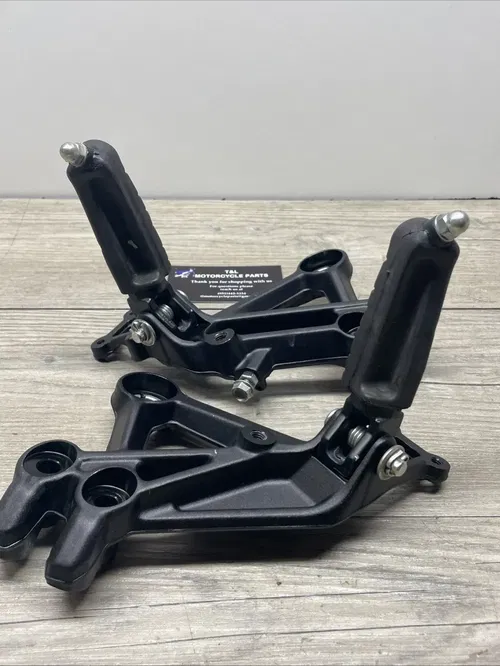 2021 KTM 390 DUKE FOOTREST MOUNTS & PEGS