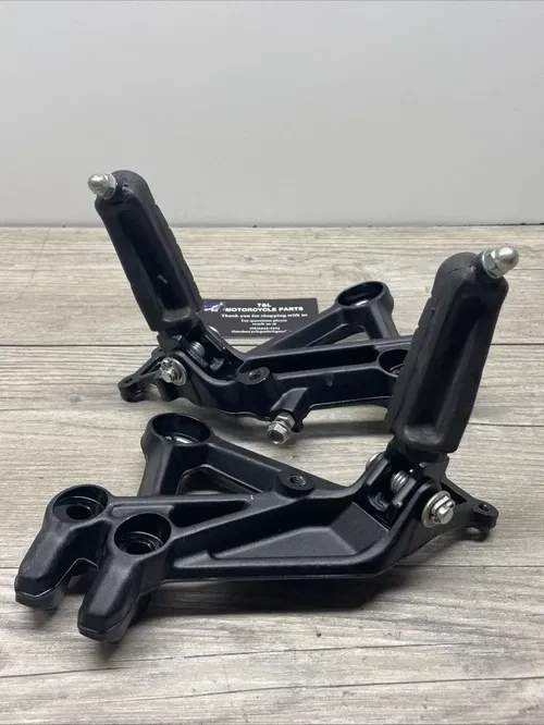 2021 KTM 390 DUKE FOOTREST MOUNTS & PEGS