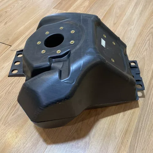 KTM DUKE 200 390 PETROL FUEL GAS TANK 2013 2016
