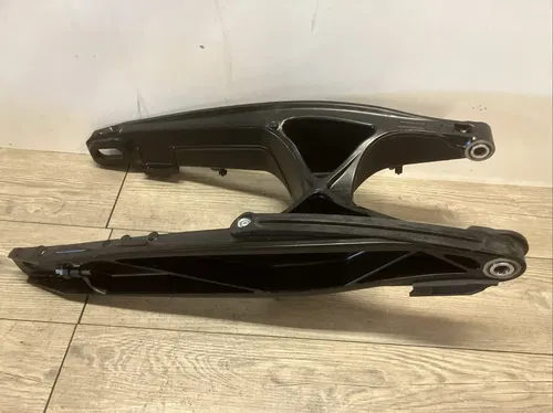 2021 KTM 790 DUKE REAR SWINGARM SWING ARM LIKE NEW