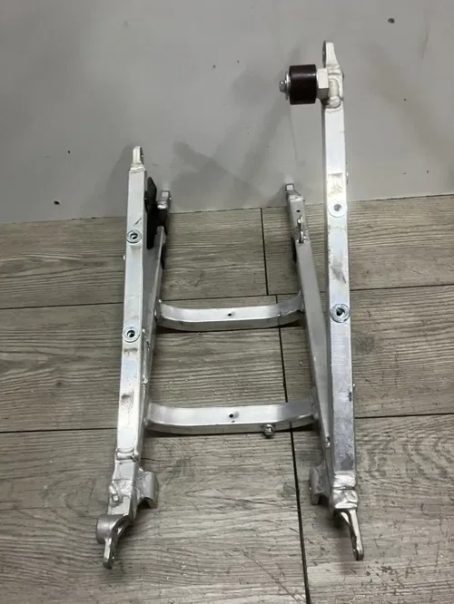2019-2022 YAMAHA YZ250F  YZ 450 YZ450 SUBFRAME CHASSIS 2021  LOW HOURS