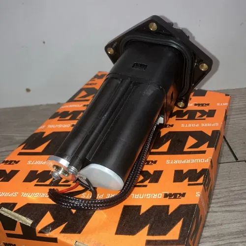 KTM OEM New Fuel Pump Assembly 64107088000 2019 - 2024 790 890 1290