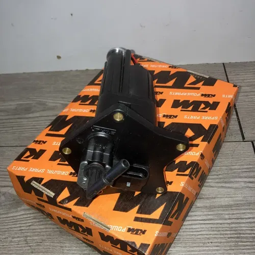 KTM OEM New Fuel Pump Assembly 64107088000 2019 - 2024 790 890 1290