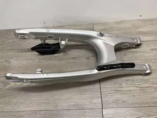 2021 KTM 450 SXF REAR SWING ARM LIKE NEW CONDITION