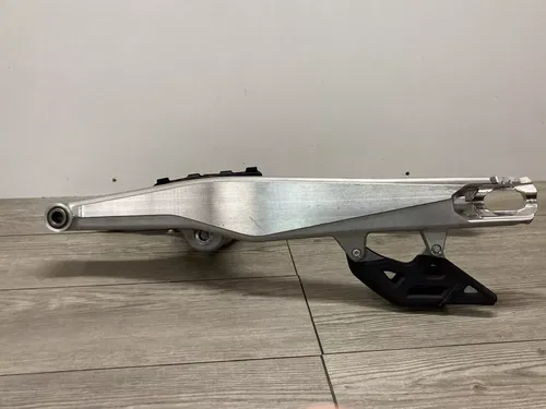 2021 KTM 450 SXF REAR SWING ARM LIKE NEW CONDITION