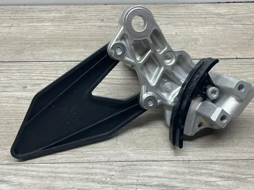 Husqvarna 701 Enduro 17 + Left Footrest Bracket & Peg KTM 690 NEW TAKE OFF