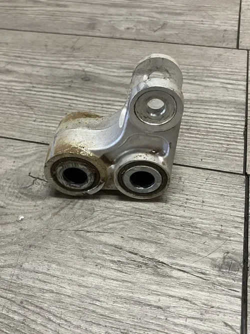 2018-2022 YAMAHA YZ 450 LINKAGE KNUCKLE