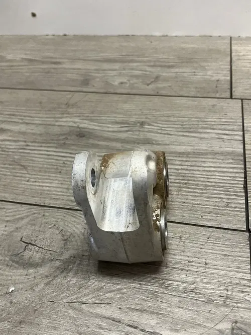 2018-2022 YAMAHA YZ 450 LINKAGE KNUCKLE