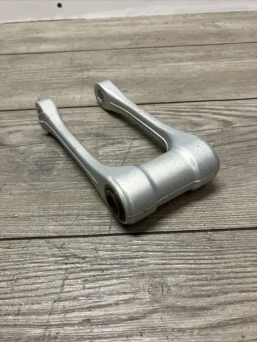 2020 KTM 125 250 350 450 SX SXF XC OEM SUSPENSION LINKAGE 79004083000 148.2