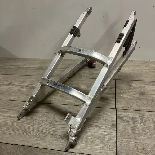 2022 YAMAHA YZ250F  YZ 450 YZ450 SUBFRAME CHASSIS NEW