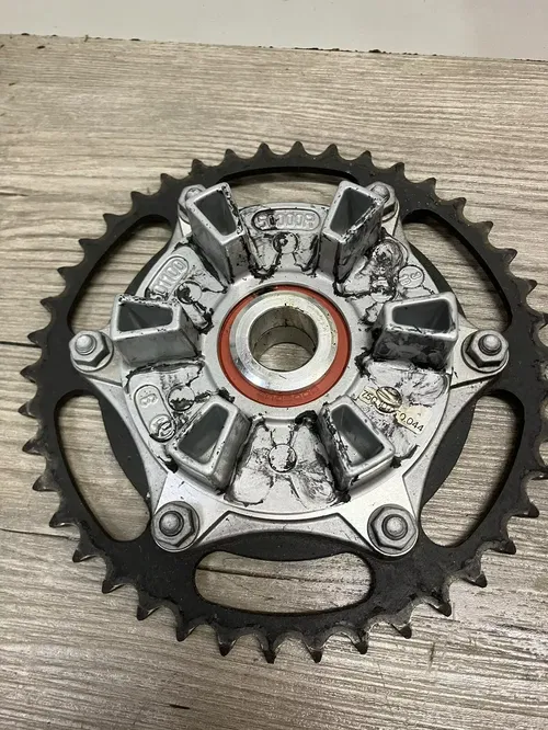 KTM 690 SPROCKET & HUB NEW TAKE OFF 75010050044
