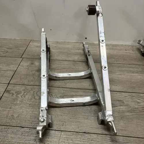 2019-2022 YAMAHA YZ250F  YZ 450 YZ450 SUBFRAME CHASSIS NEW