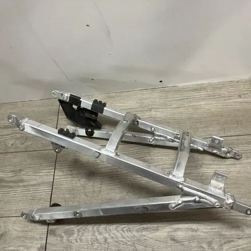 2019-2022 YAMAHA YZ250F  YZ 450 YZ450 SUBFRAME CHASSIS NEW