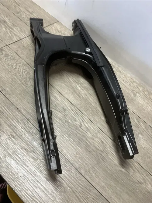 2017-2020 KTM 1290 ADVENTURE REAR SWINGARM SWING ARM LIKE NEW