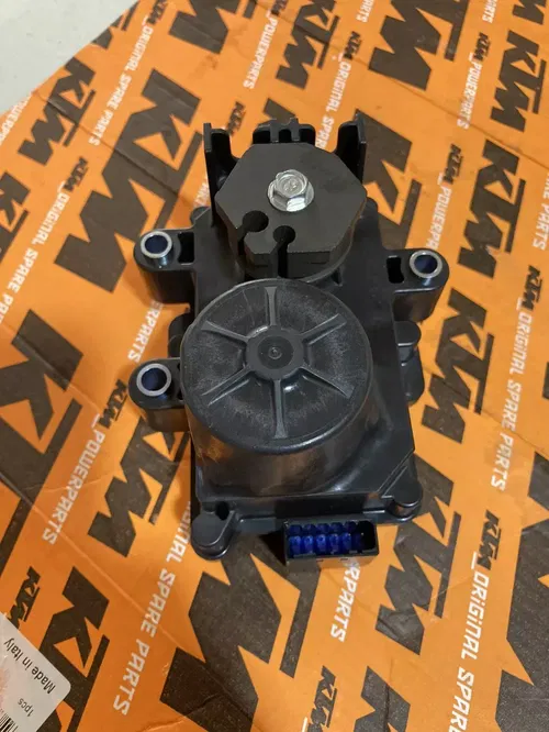 KTM 1290 SUPER DUKE EXHAUST FLAP CONTROLL MOTOR 61441070100