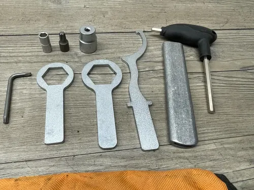 KTM OEM TOOL KIT 790 DUKE 2018-2021 890 DUKE 2020-2023 64129099000