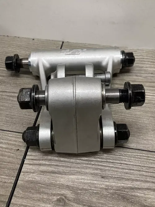 KTM Duke 690 REAR SHOCK LINKAGE