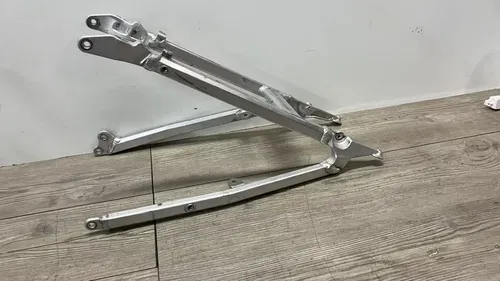 2022-2025 SUZUKI RMZ250 2018-2015 RMZ450 SUBFRAME LOW HOURS LIKE NEW