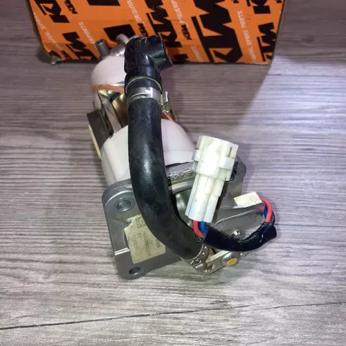 2020 KTM 1290 SUPER ADVENTURE FUEL PUMP