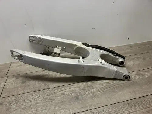2018 YAMAHA YZ 450 YZ450 SWINGARM LOW HOURS