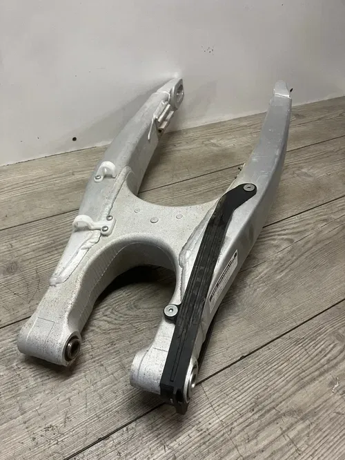2018 YAMAHA YZ 450 YZ450 SWINGARM LOW HOURS