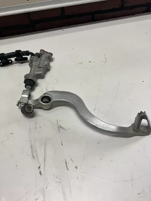 2020 HONDA CRF 450 REAR BRAKE SYSTEM 20 HOURS