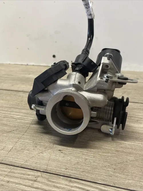 KTM DUKE 150 200 390 FUEL THROTTLE BODY COMPLETE NEW TAKE OFF